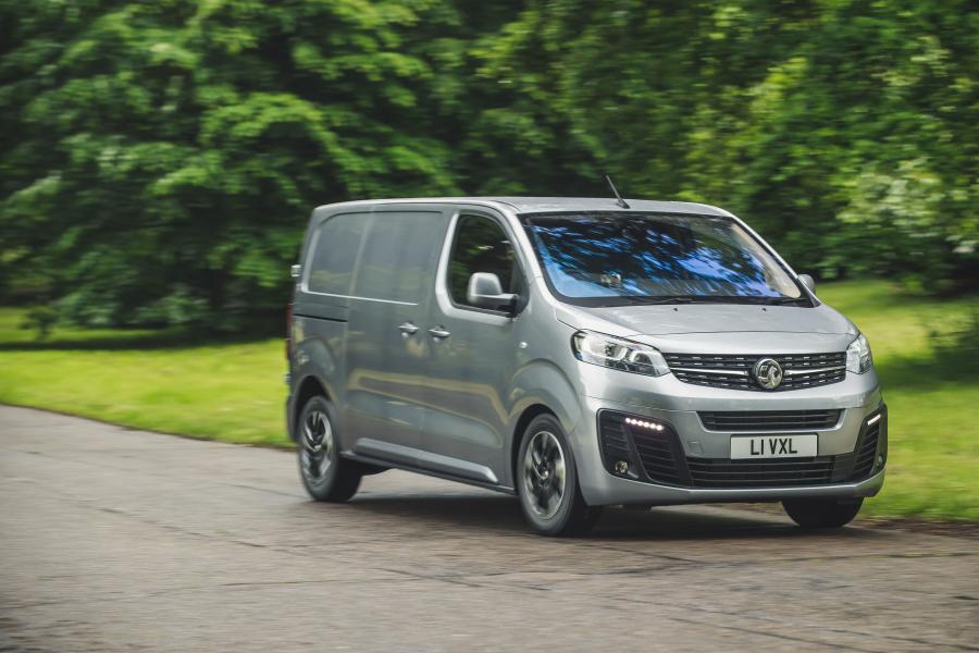  Vauxhall Vivaro Van 2019 года  (фото 30 из 35)